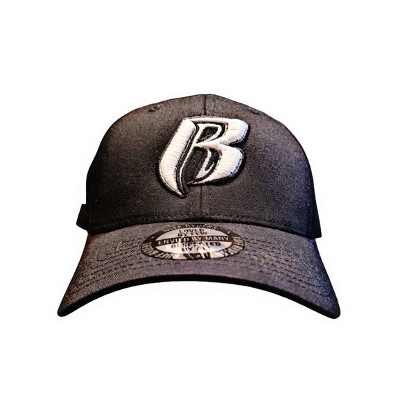 BLACK ADJUSTABLE SNAPBACK CAP