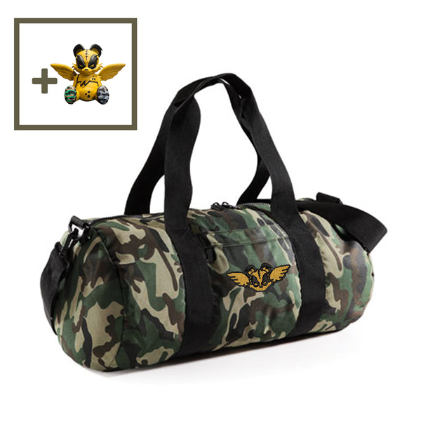JUNGLE CAMO BARREL BAG + MINI ART TOY